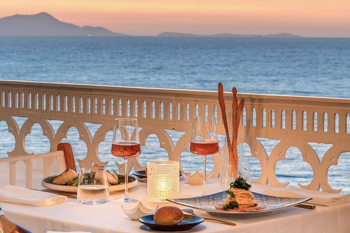 Hotel Mediterraneo: un faro di ospitalità di classe a Sorrento